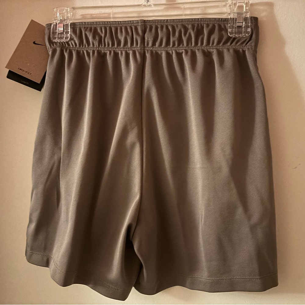 Nike Women's Dri-FIT Shorts - Picture 5 of 5